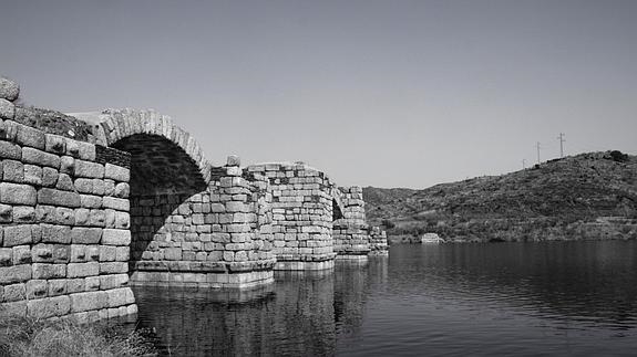 puente de alconetar mantible1 167 edited 1024x681 575x323 0