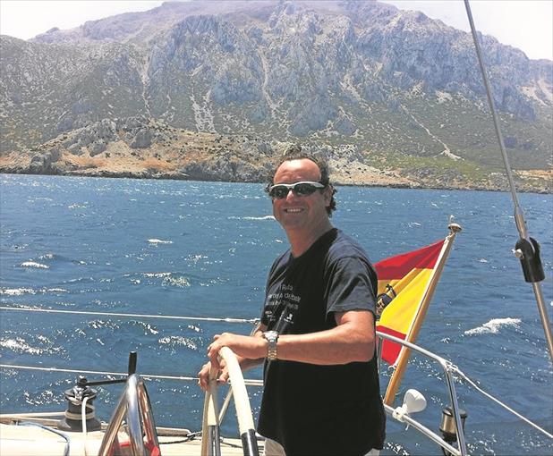 Antonio Álvarez Alarcón: "Queremos lograr que cada pueblo ribereño tenga una escuela de vela"