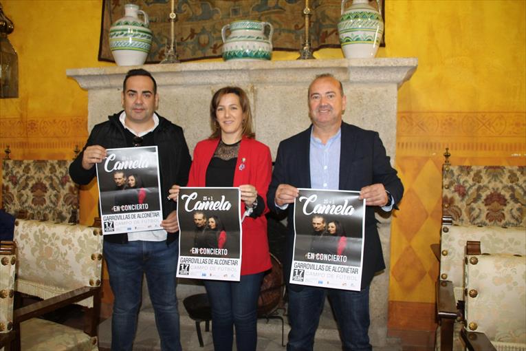 El dúo Camela ofrece un concierto el 17 de julio en el campo de fútbol