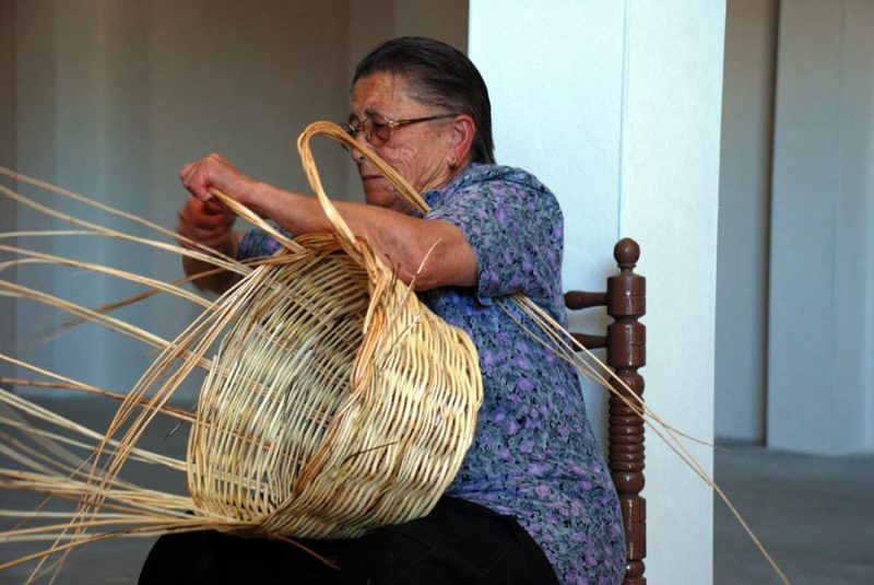 Recuperar el oficio de la Cestera