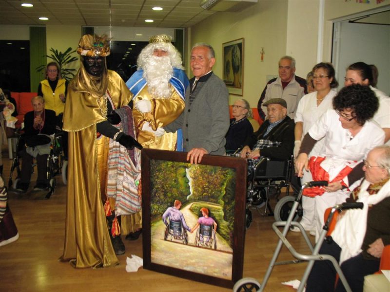 Jesús Valle Dona un cuadro a la Residencia Asistida de Garrovillas