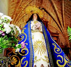 La historia de la Virgen de Altagracia en 385 páginas