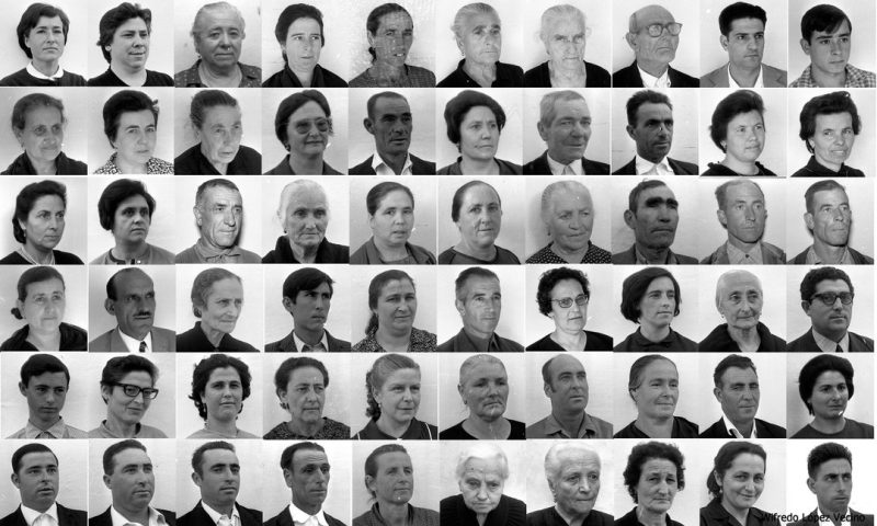 1968 Decimo mosaico de DNI.